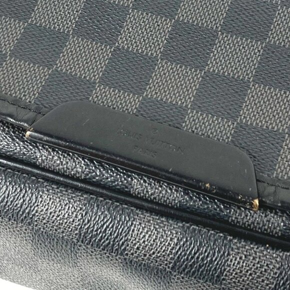 LOUIS VUITTON N58033 Damier Graphite Daniel GM Crossbody Messenger Shoulder Bag - Picture 13 of 16